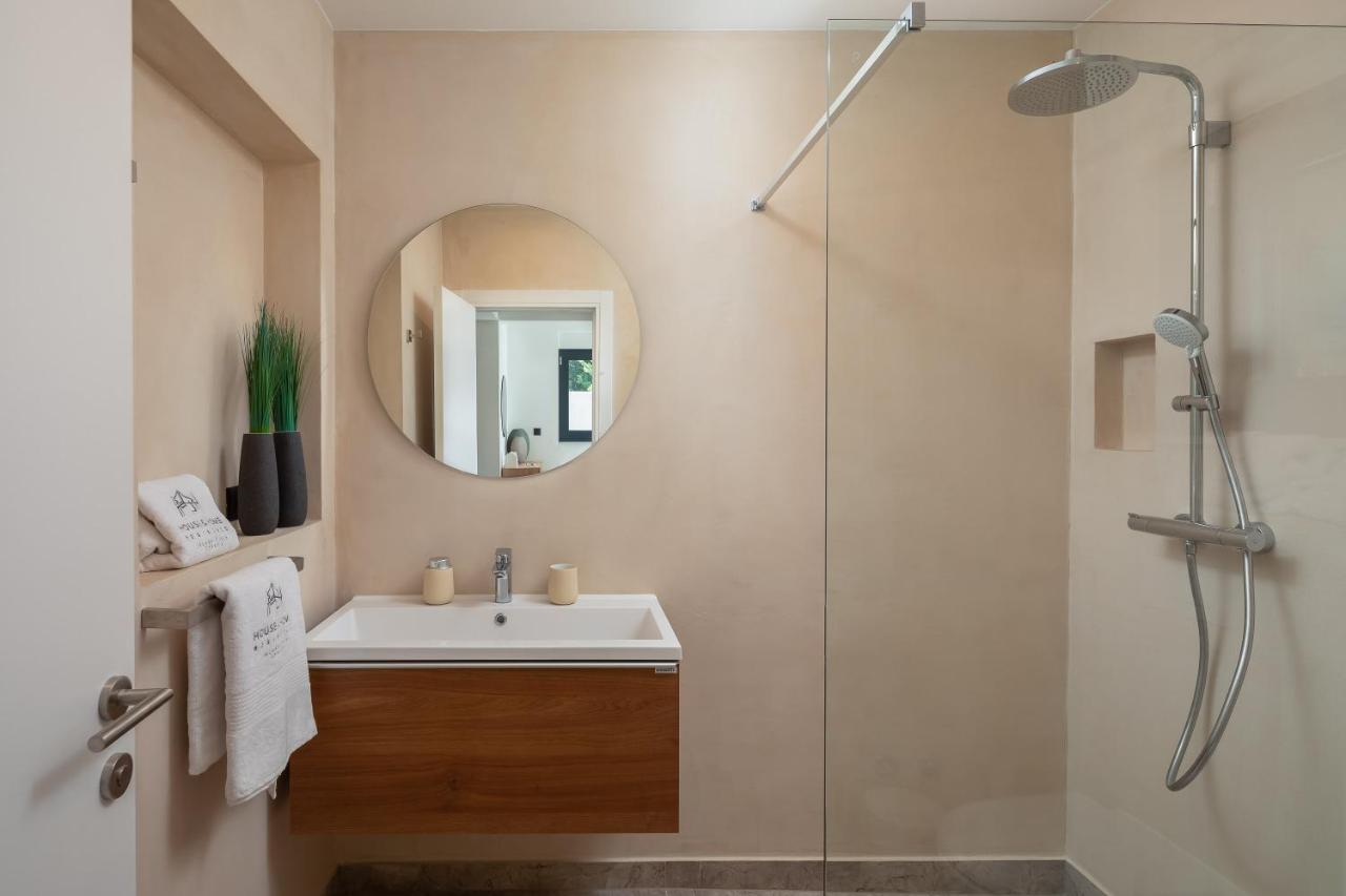 House & Home Slatine Bagian luar foto