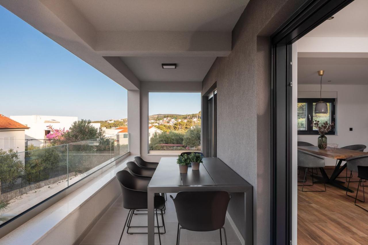 House & Home Slatine Bagian luar foto