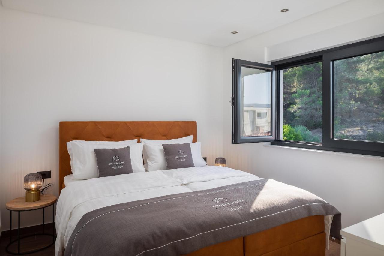 House & Home Slatine Bagian luar foto