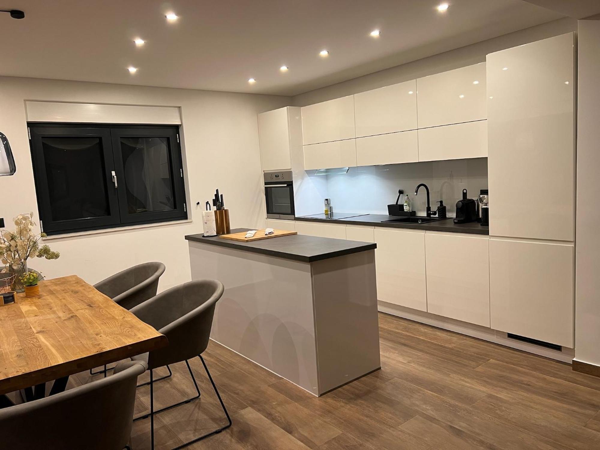 House & Home Slatine Bagian luar foto