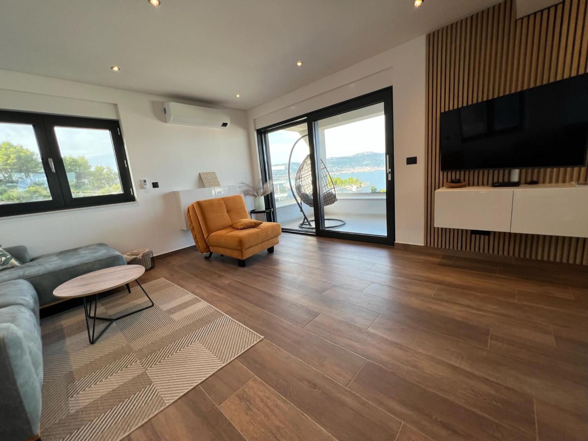 House & Home Slatine Bagian luar foto