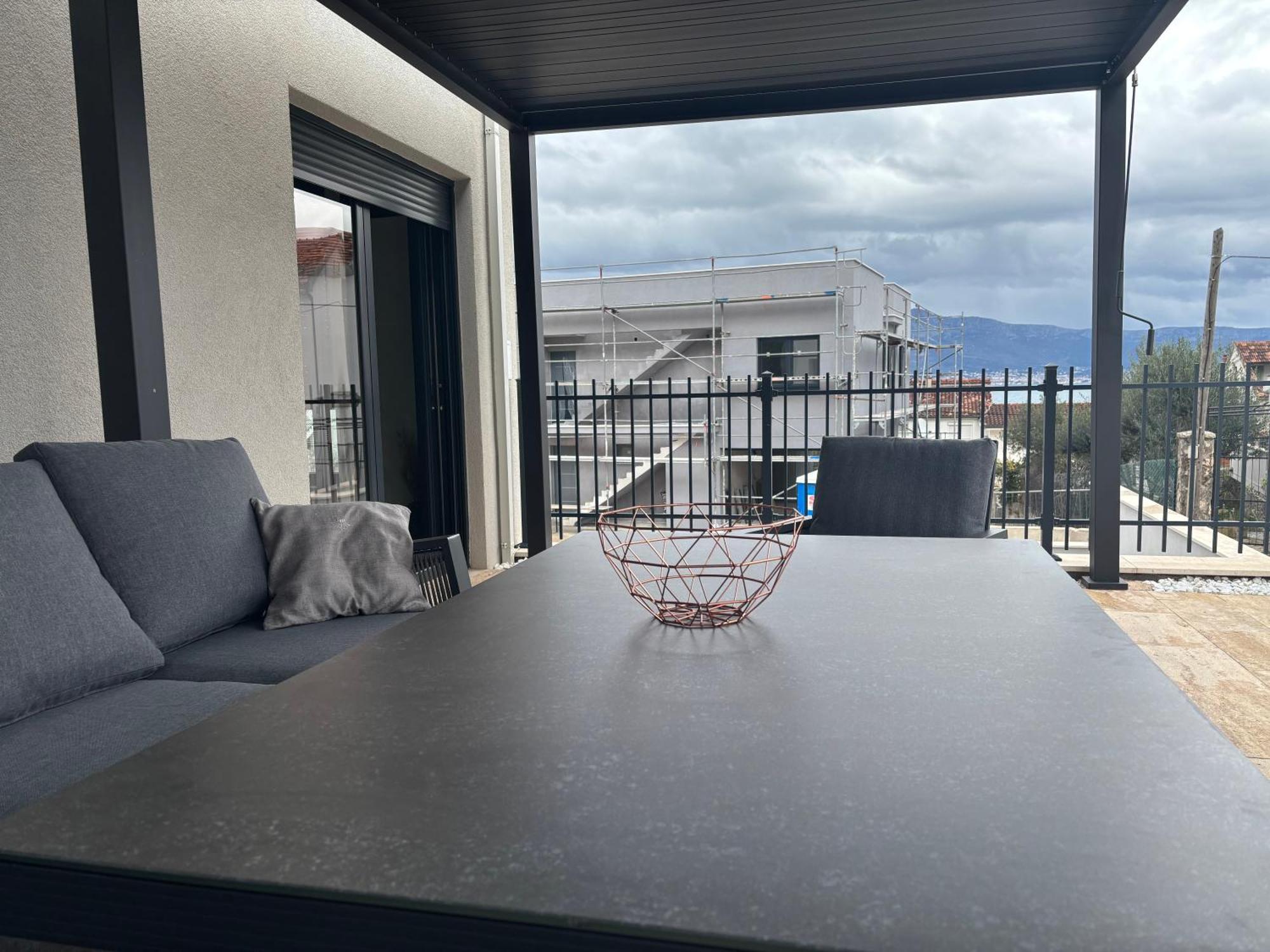 House & Home Slatine Bagian luar foto